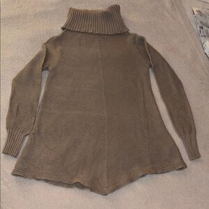 Renuar Tunic Sweater